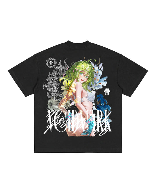 'Waifu: Toru' Oversized T-shirt